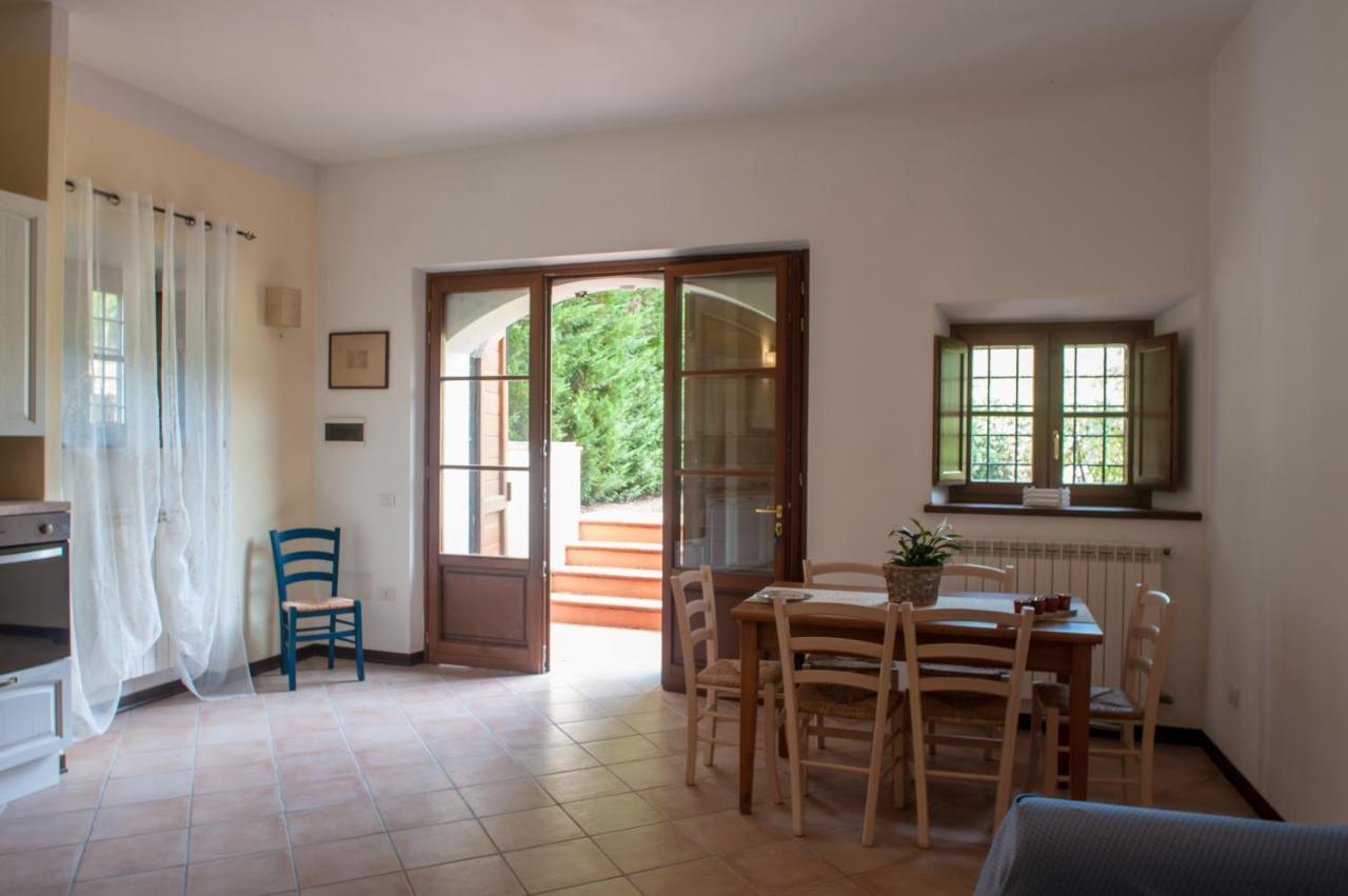 Casale La Fata -Tipico Toscano Immerso Nelle Colline Tra Lucca E Versilia, 6 Appartamenti Indipendenti Камайоре Екстериор снимка