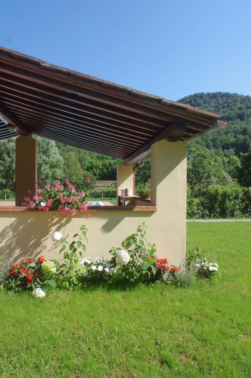 Casale La Fata -Tipico Toscano Immerso Nelle Colline Tra Lucca E Versilia, 6 Appartamenti Indipendenti Камайоре Екстериор снимка