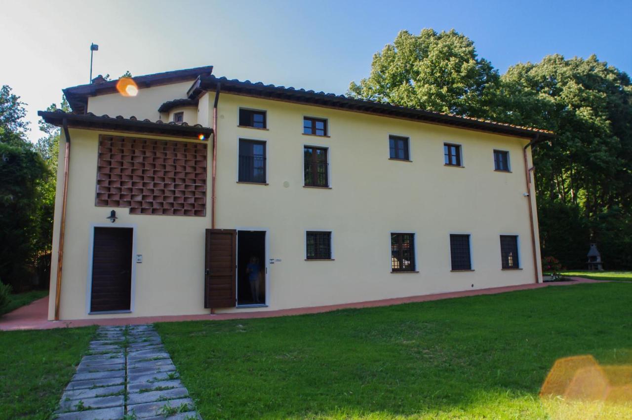 Casale La Fata -Tipico Toscano Immerso Nelle Colline Tra Lucca E Versilia, 6 Appartamenti Indipendenti Камайоре Екстериор снимка