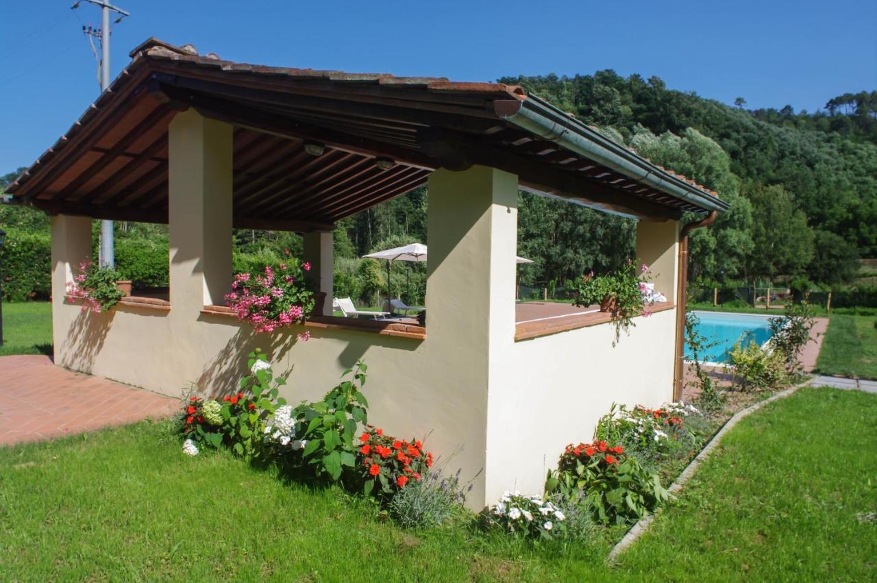 Casale La Fata -Tipico Toscano Immerso Nelle Colline Tra Lucca E Versilia, 6 Appartamenti Indipendenti Камайоре Екстериор снимка