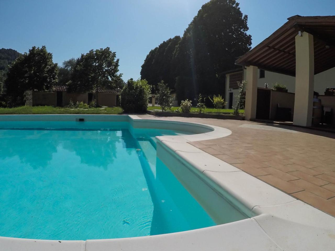 Casale La Fata -Tipico Toscano Immerso Nelle Colline Tra Lucca E Versilia, 6 Appartamenti Indipendenti Камайоре Екстериор снимка