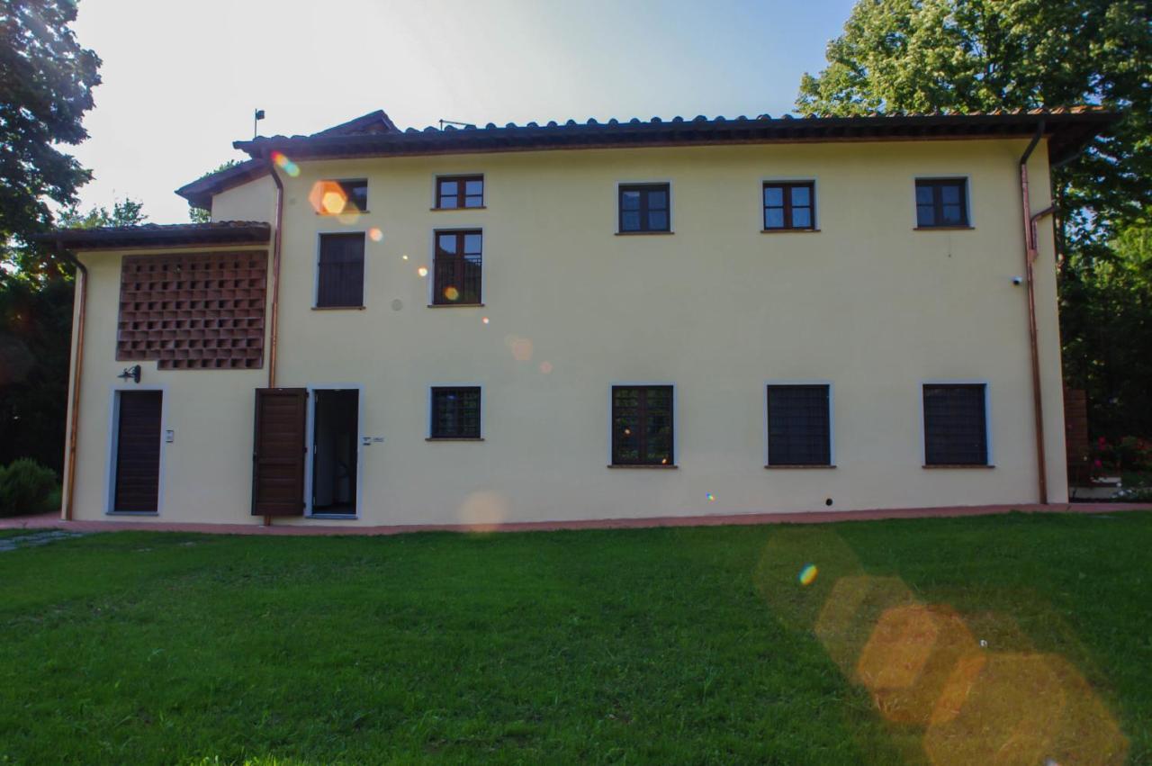 Casale La Fata -Tipico Toscano Immerso Nelle Colline Tra Lucca E Versilia, 6 Appartamenti Indipendenti Камайоре Екстериор снимка